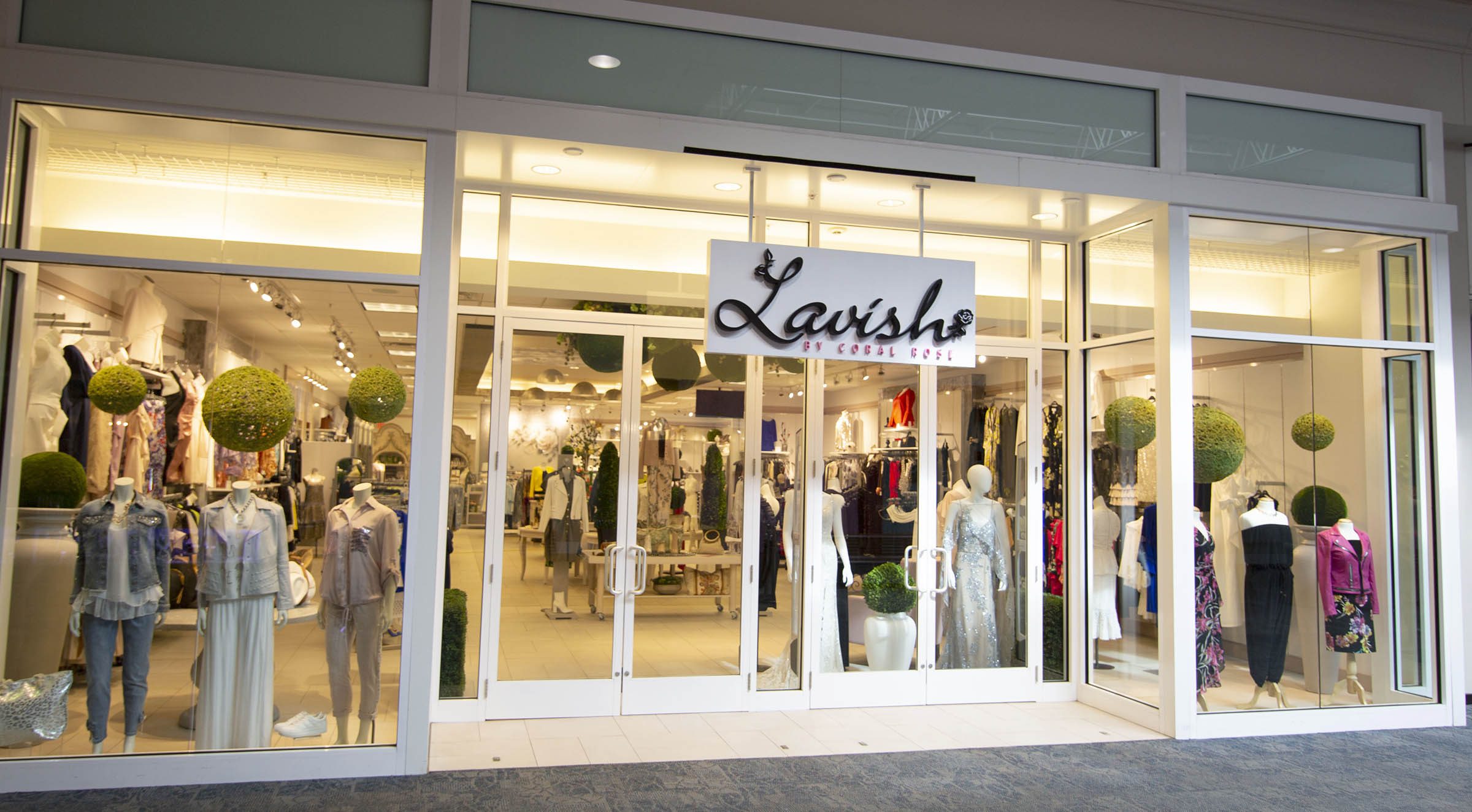 Lavish storefront at the Eastwood Mall in Niles, Ohio